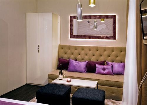 Design Jewel Готель